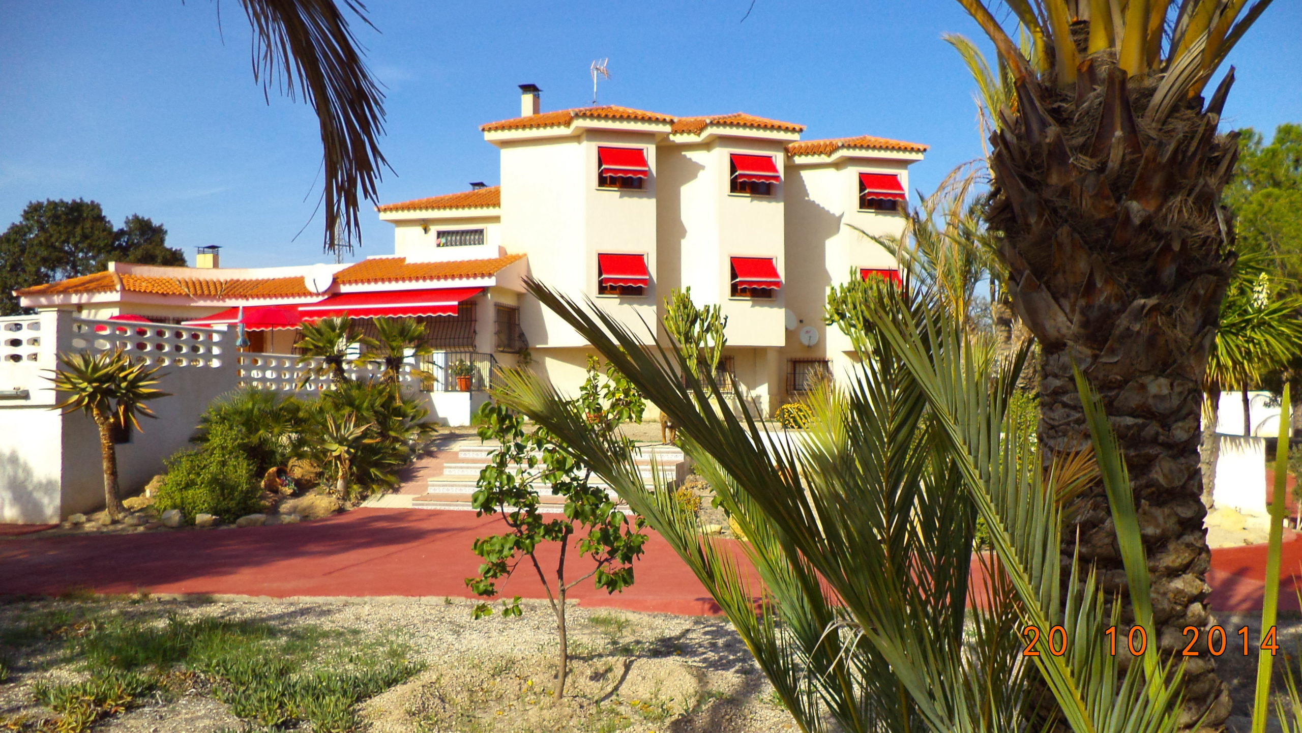 Chalet unifamiliar en venta en zona Paulinas, Muchamiel -Alicante-